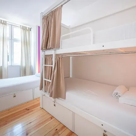 We F Tourists * Lissabon