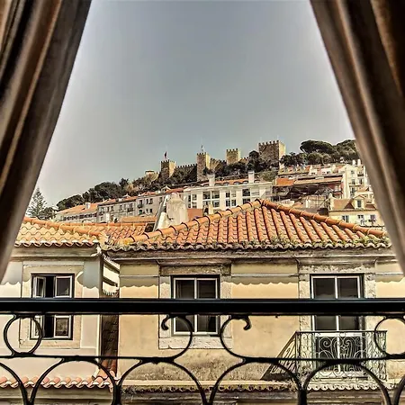 We F Tourists אכסניה *